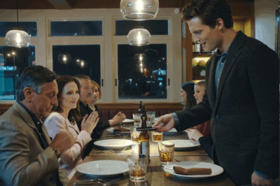 My Parents Invited Me To A Big Family Dinner At A Restaurant. Halfway…